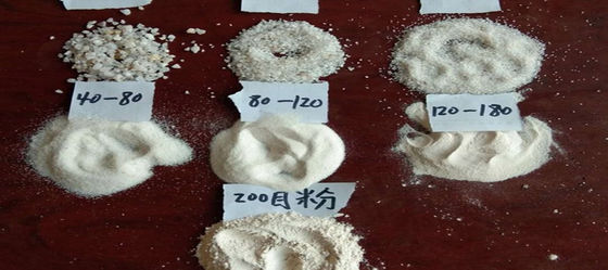 優れた耐磨性 インダクションオーブンの内膜 産業用オーブンのための1800°Cまで耐火性
